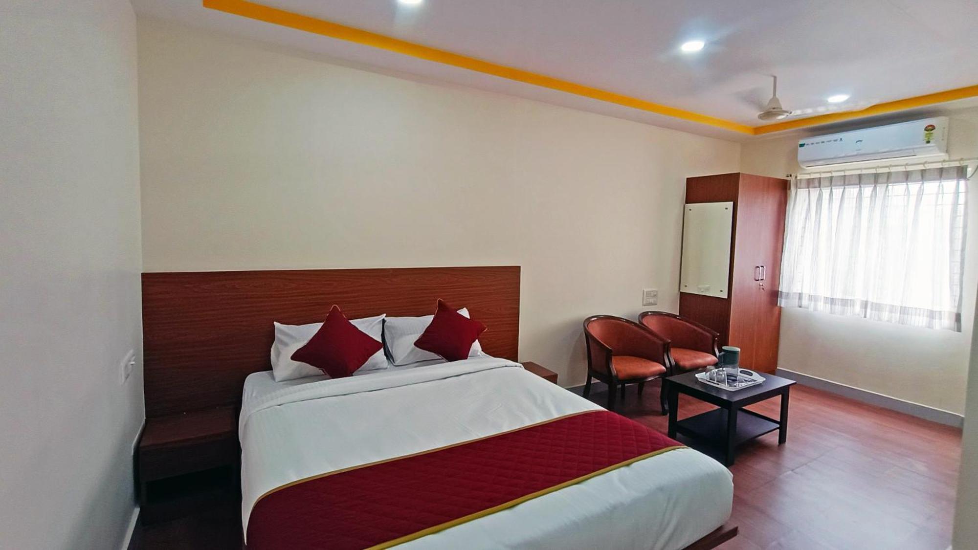 Hotel Shiva'S Inn Bangalore Esterno foto